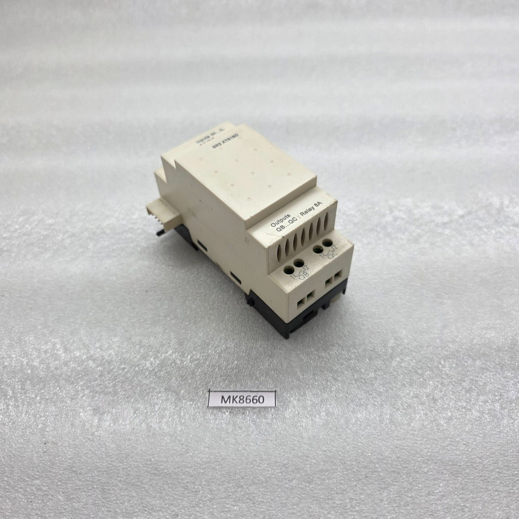 SR3 XT61BD I/O EXTENSION MODULE