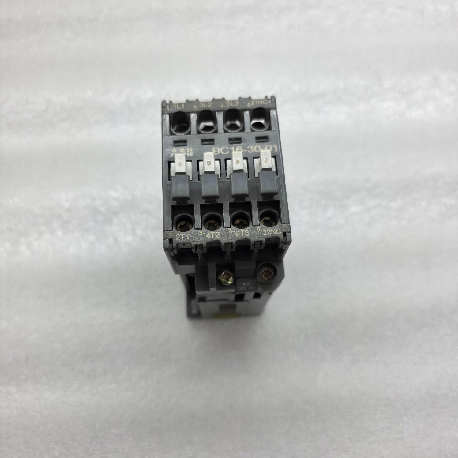ABB BC16-30-01 MAGNETIC CONTACTOR 28A COIL VOLTAGE 24VDC