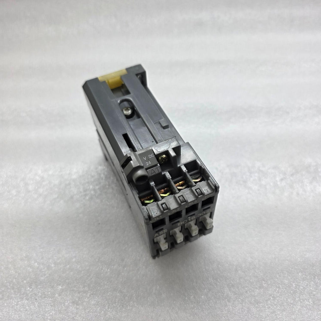 ABB BC16-30-01 MAGNETIC CONTACTOR 28A COIL VOLTAGE 24VDC