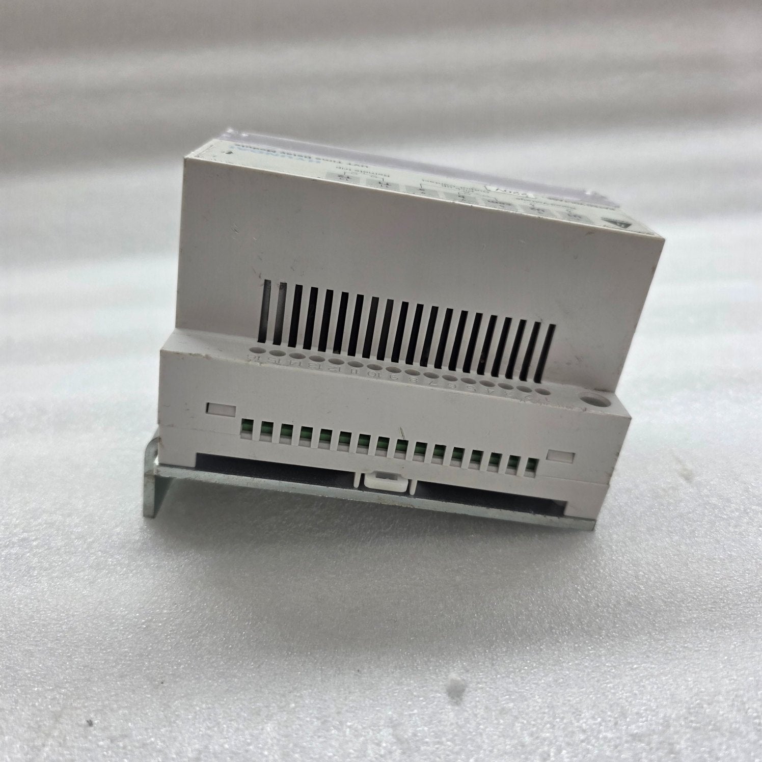 HYUNDAI UANS-UT2 UVT TIME DELAY MODULE 5832000264 220V