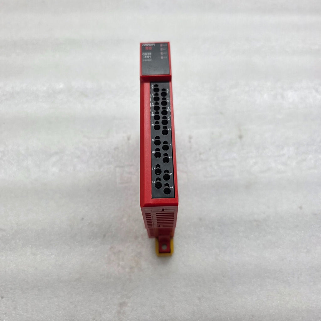 OMRON G9SE-401 SAFETY RELAY UNIT 24VDC
