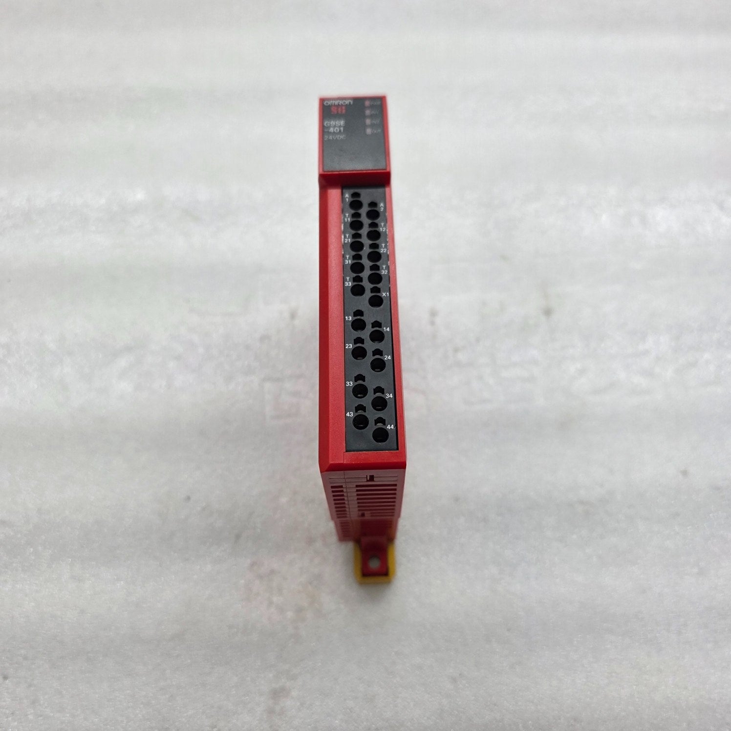 OMRON G9SE-401 SAFETY RELAY UNIT 24VDC