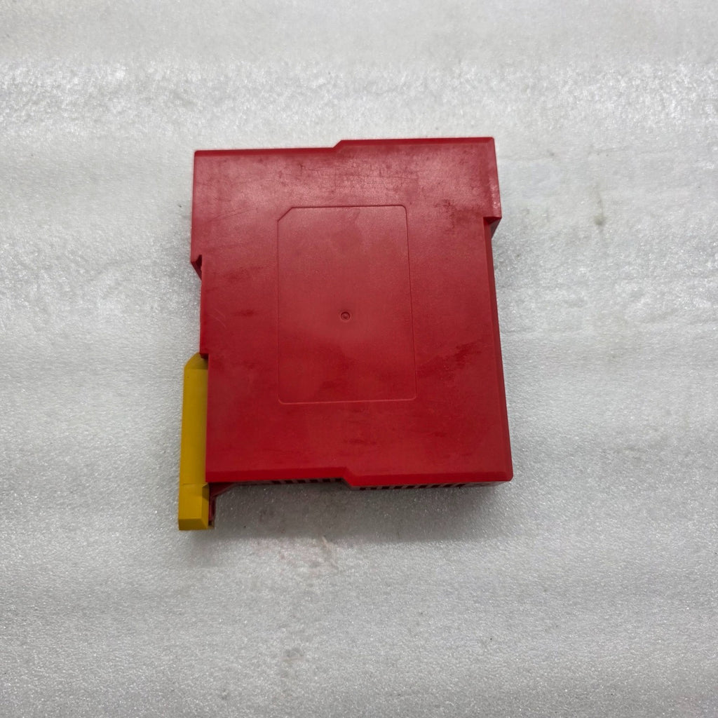 OMRON G9SE-401 SAFETY RELAY UNIT 24VDC