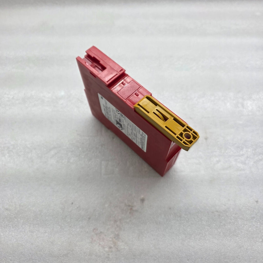 OMRON G9SE-401 SAFETY RELAY UNIT 24VDC