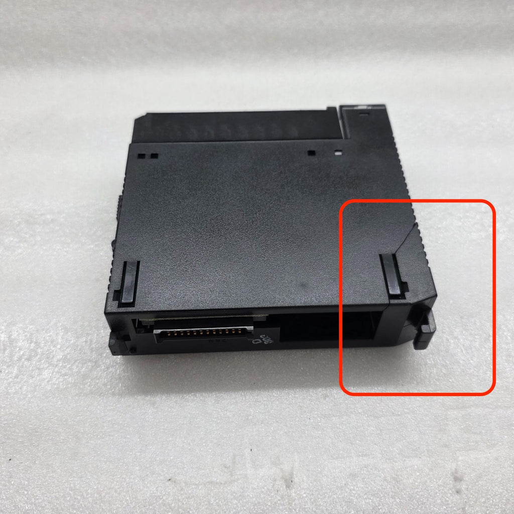 GE FANUC IC693MDL930F 4A ISOLATED RELAY OUTPUT MODULE