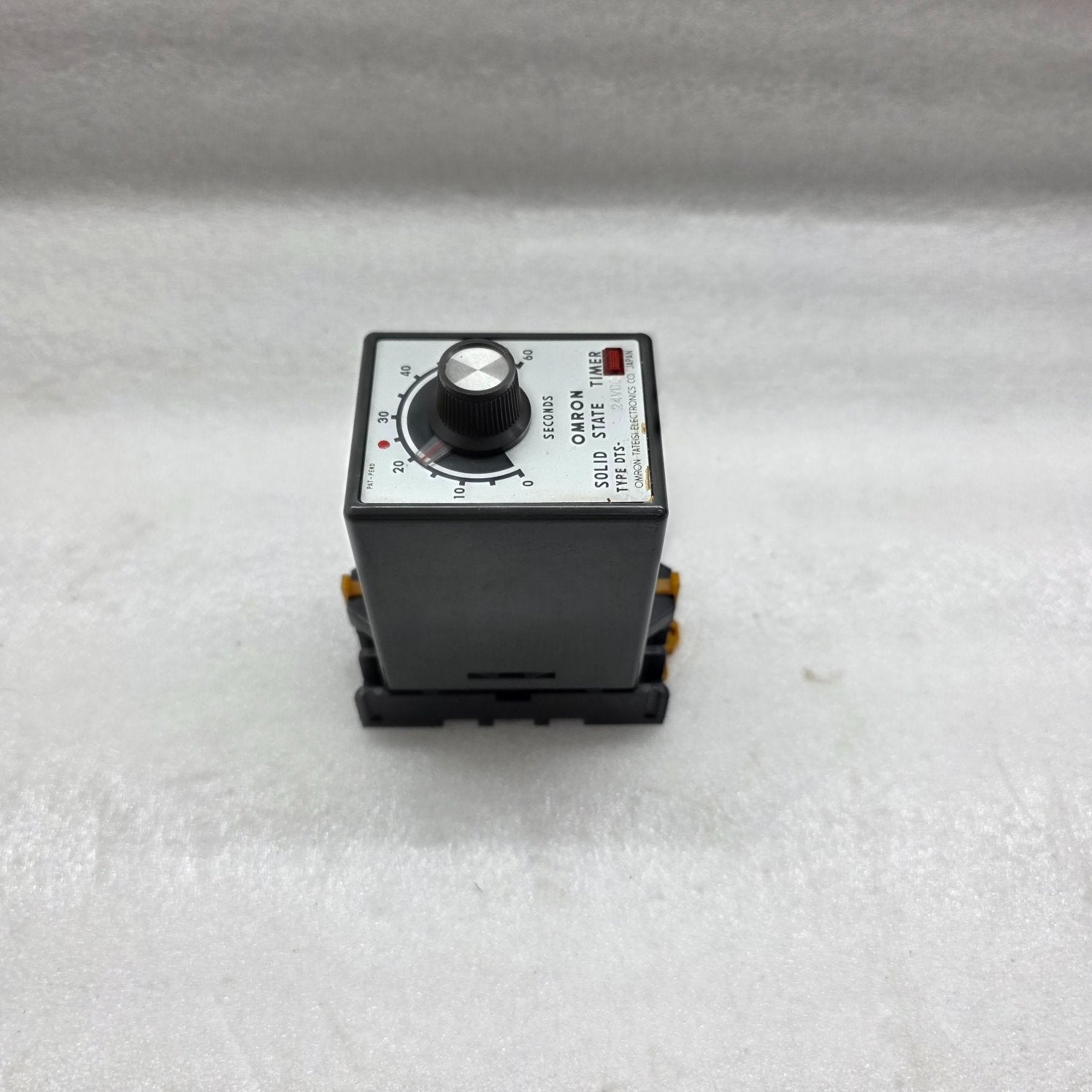 OMRON DTS SOLID STATE TIMER 24VDC