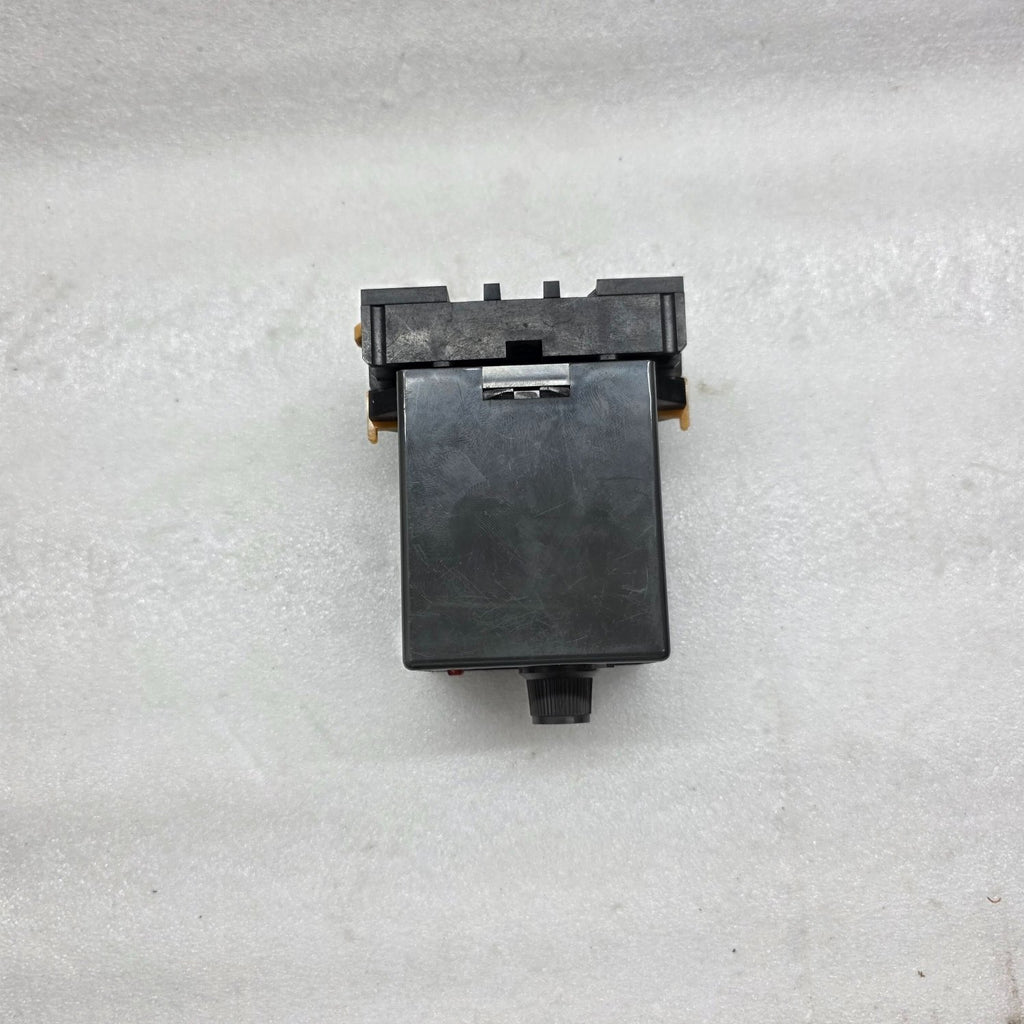 OMRON DTS SOLID STATE TIMER 24VDC