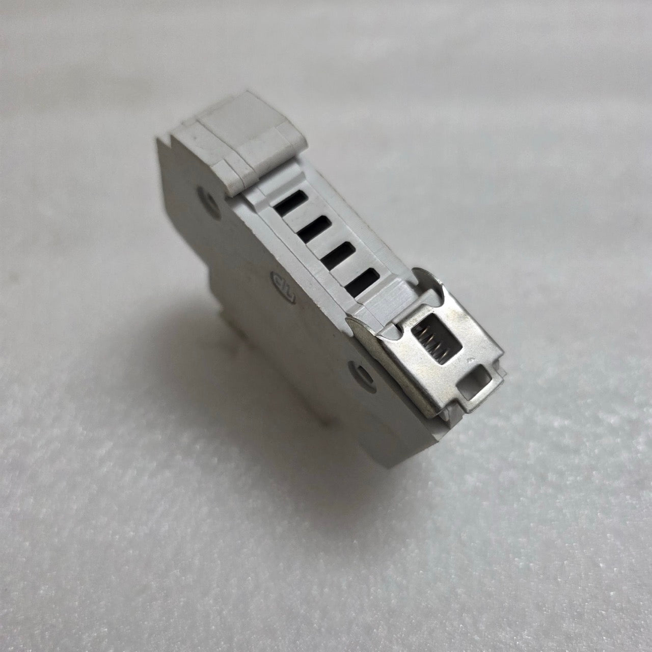 MRC RT18-32 FUSE DISCONNECTOR 32A 10 X 38 MM