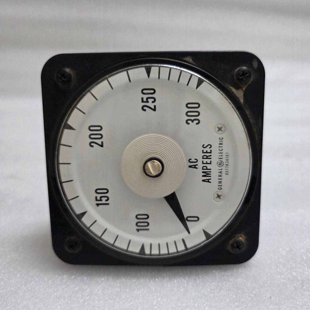 GENERAL ELECTRIC 6477K34187 ANALOG AC AMMETER PANEL METER 0 TO 300 AC AMPERES