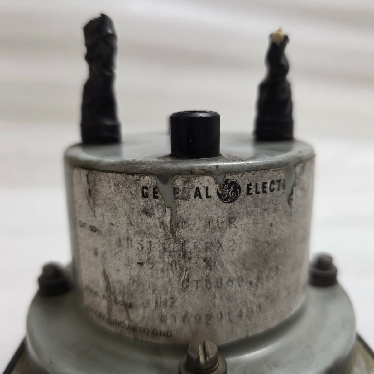 GENERAL ELECTRIC 6477K34187 ANALOG AC AMMETER PANEL METER 0 TO 300 AC AMPERES