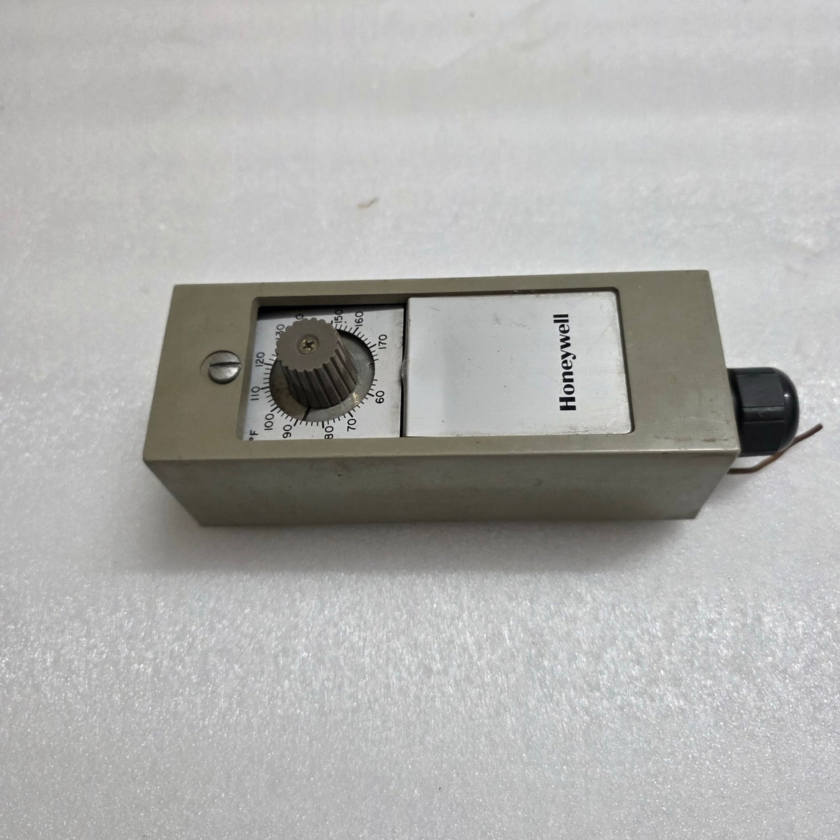 HONEYWELL T675A REMOTE BULB THERMOSTAT