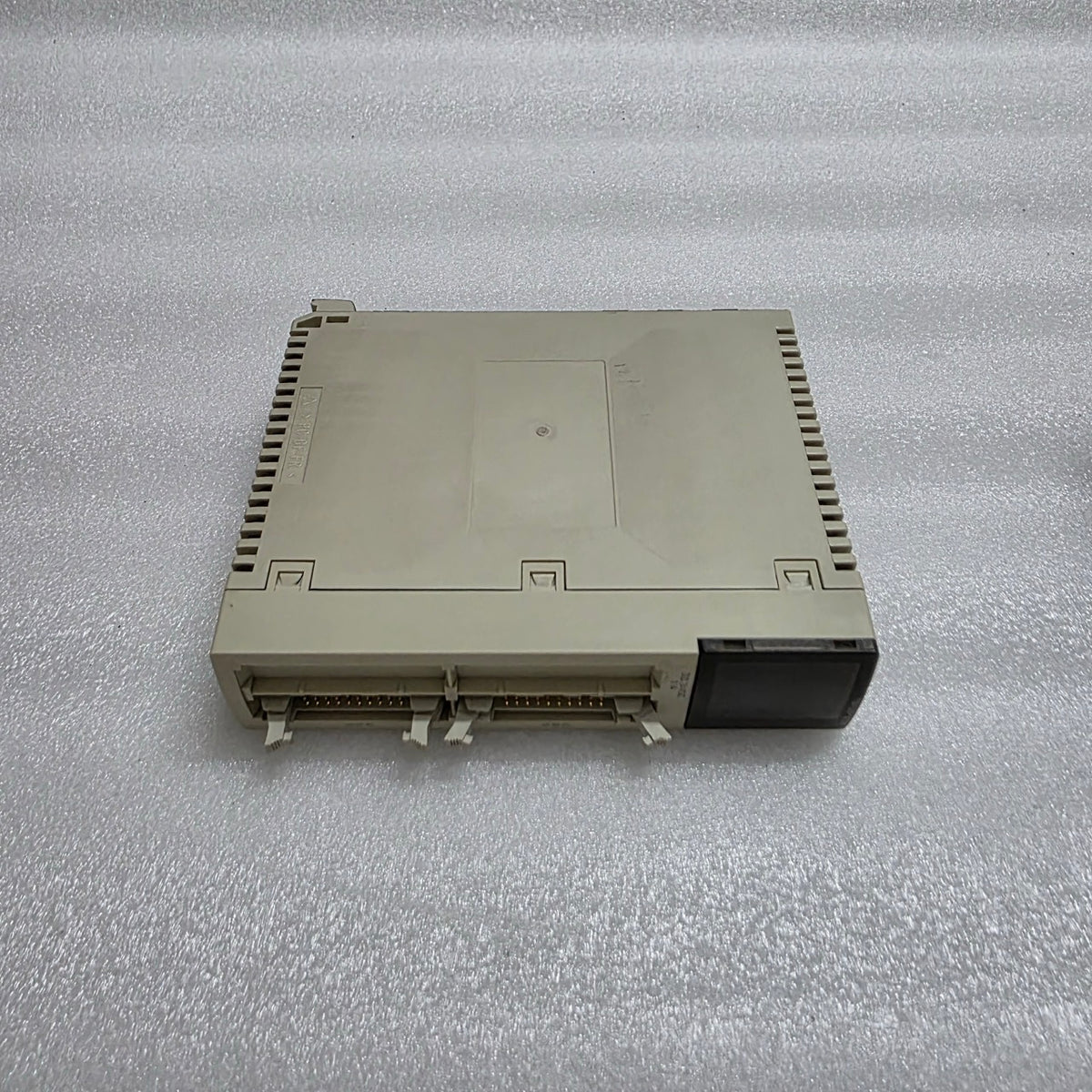 TSXDSY32T2K DISCRETE OUTPUT MODULE