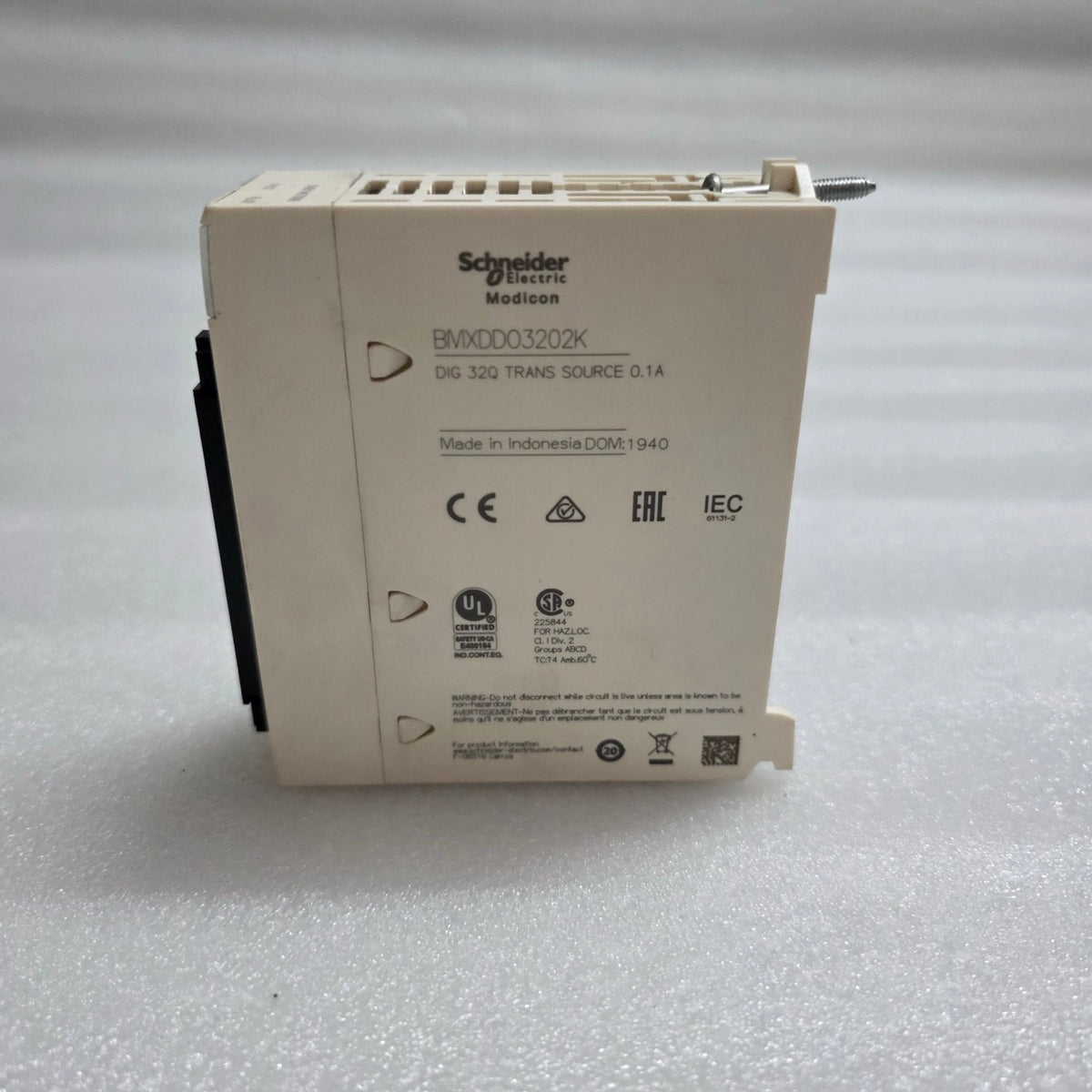 BMXDDO3202K MODICON X80 DISCRETE OUTPUT MODULE