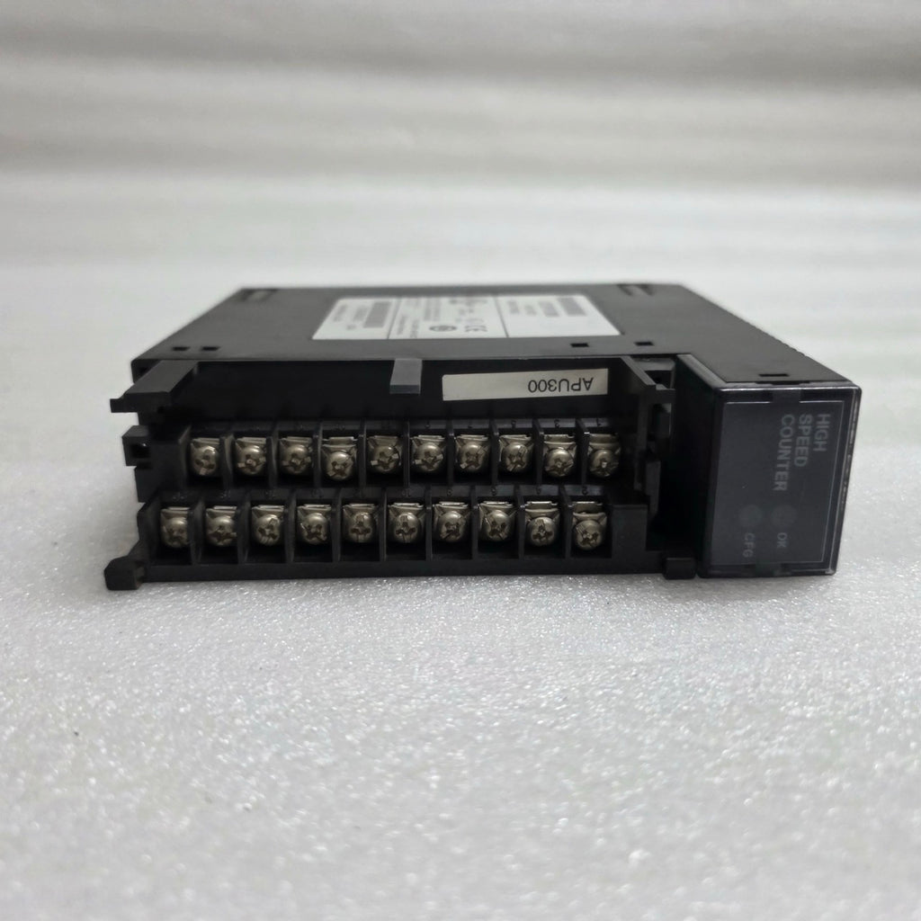 GE FANUC IC693APU300K HIGH SPEED COUNTER MODULE