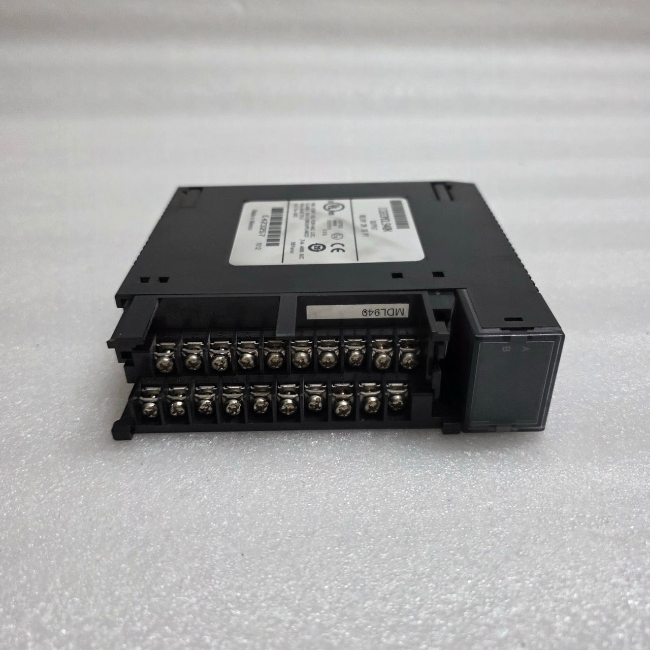 GE FANUC IC693MDL940K RELAY OUTPUT MODULE