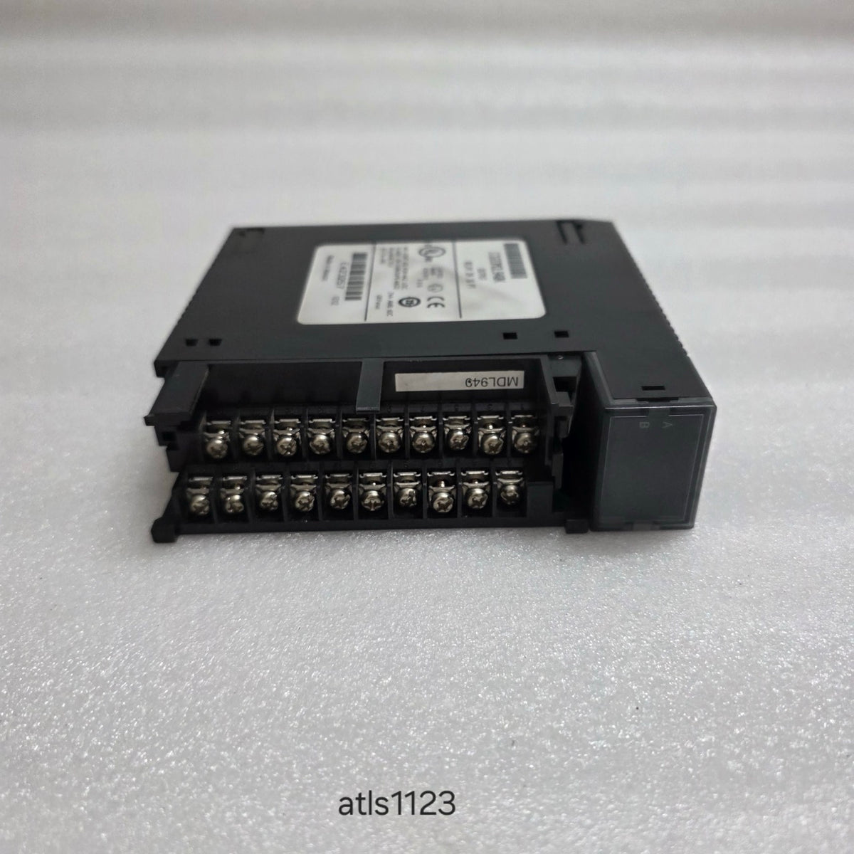 GE FANUC IC693MDL940K RELAY OUTPUT MODULE