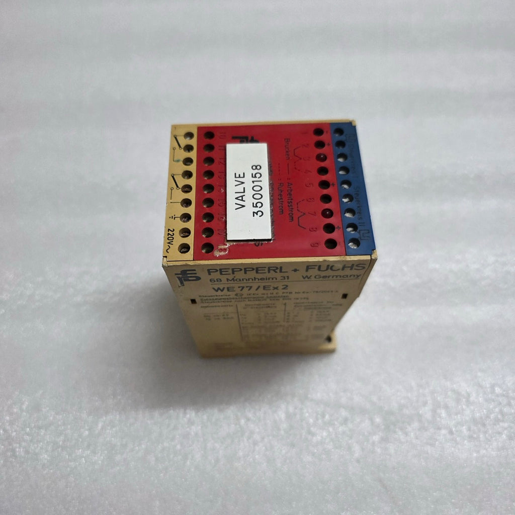 PEPPERL + FUCHS WE77/EX2 SWITCH AMPLIFIER 220V