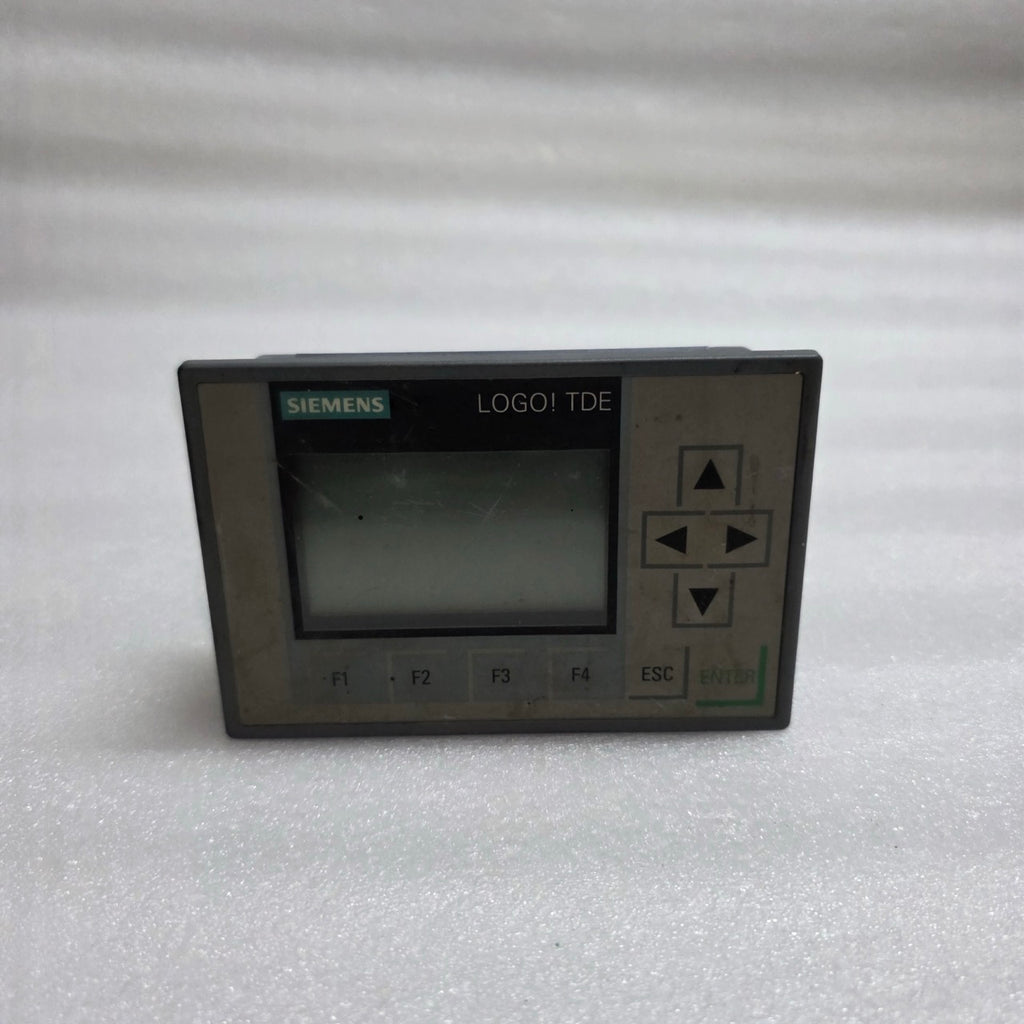 SIEMENS AG LOGO TDE 6ED1055-4MH00-0BA1 OPERATOR PANEL ACCESSORY 12/24V