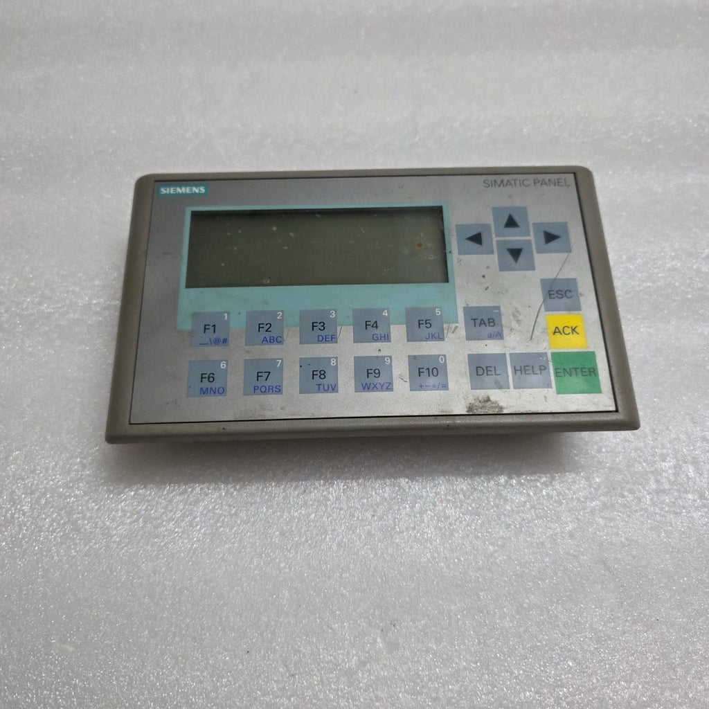 SIEMENS AG KP300 BASIC MONO 6AV6 647-0AH11-3AX0 BASIC PANEL KEY OPERATION HMI 24