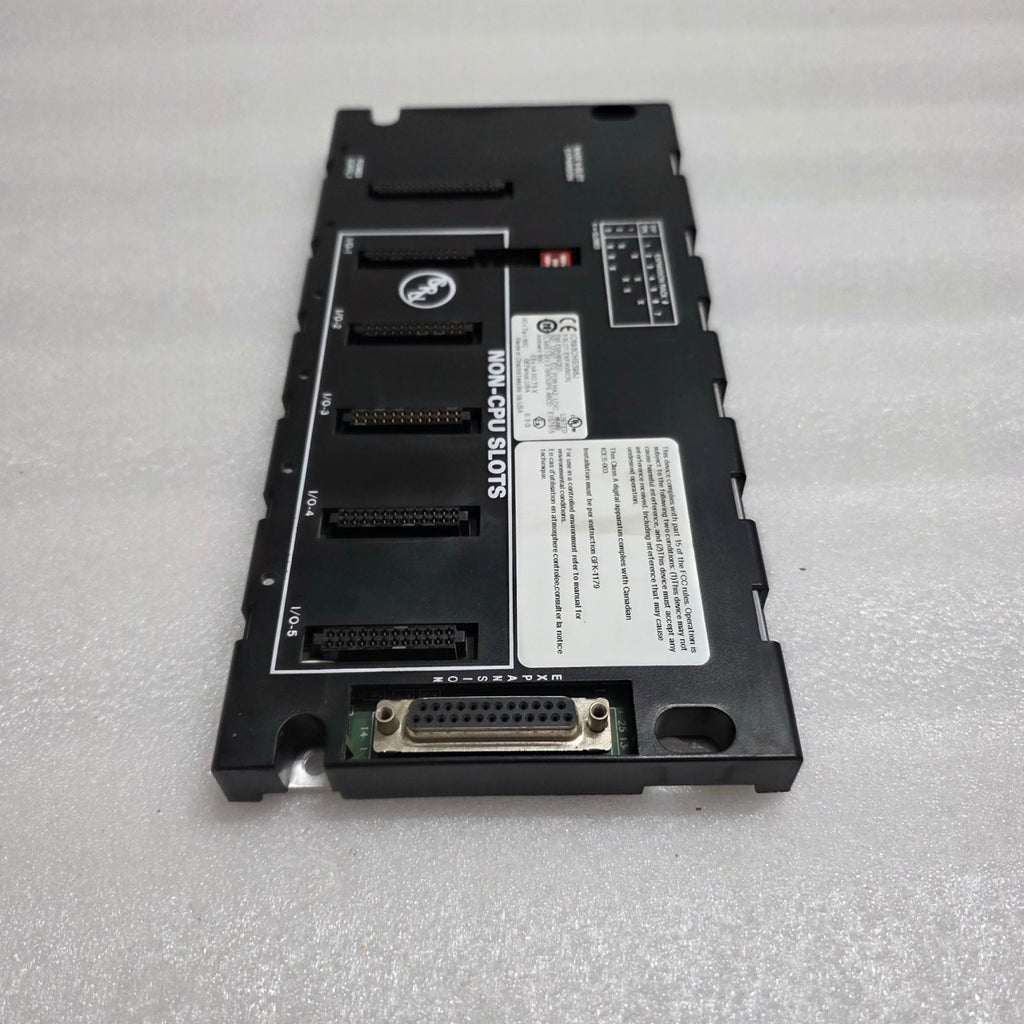 GE FANUC IC693CHS398J I/O EXPANSION BASEPLATE / BACKPLANE