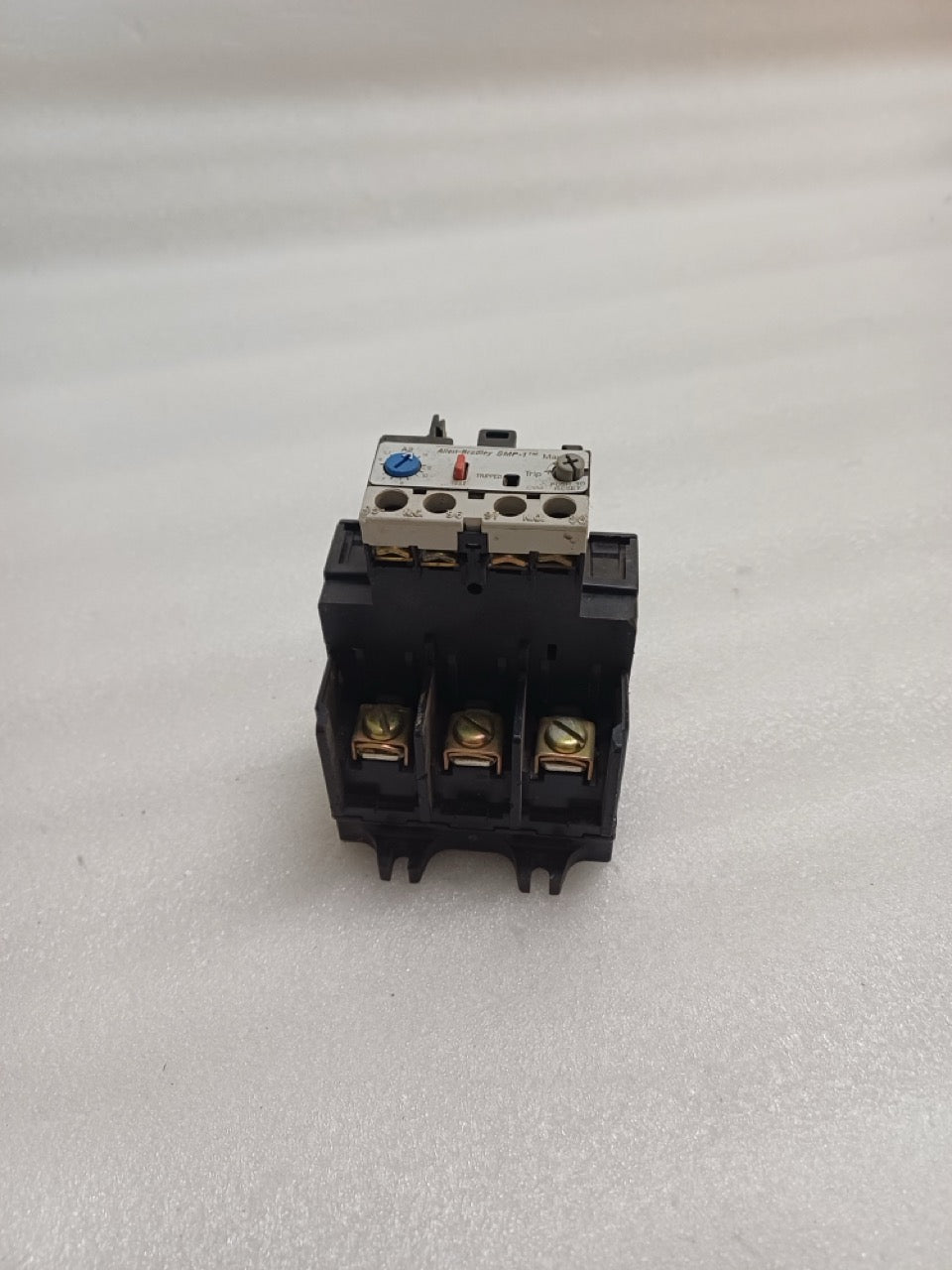ALLEN-BRADLEY BULLETIN 592 SMP CAT 592-A2GA SOLID-STATE MOTOR OVERLOAD RELAY