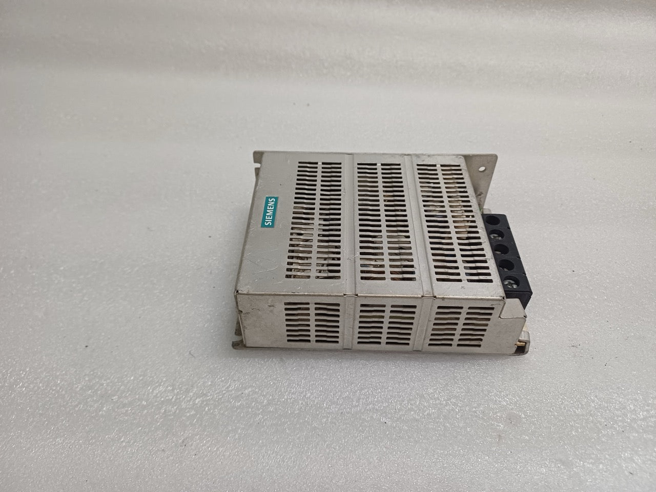 SIEMENS SITOP PSU100D AC-TO-DC POWER SUPPLY MODULE 6EP1331-1LD00 24 VDC 2.1 A AN