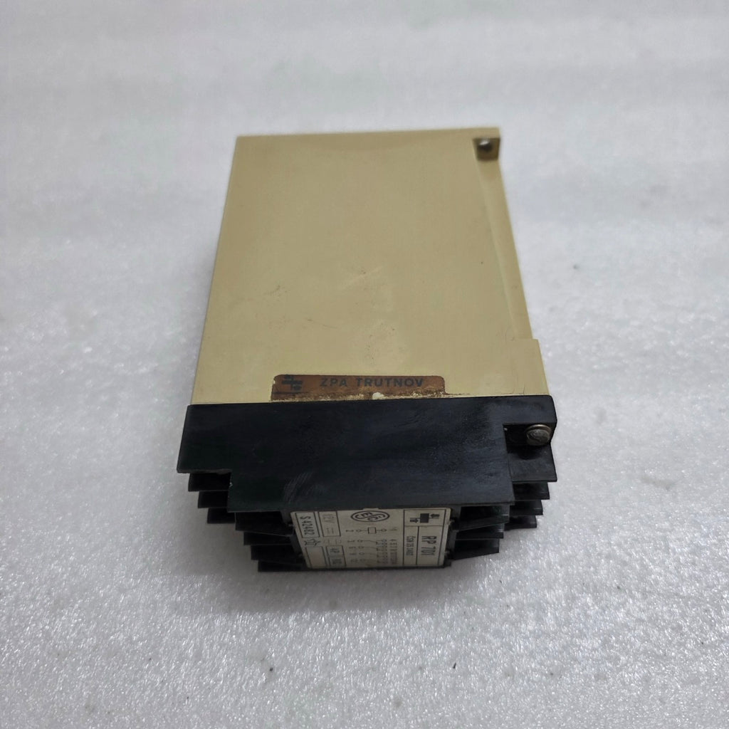 ZPA TRUTNOV RP 701 INDUSTRIAL CONTROL RELAY 12VDC