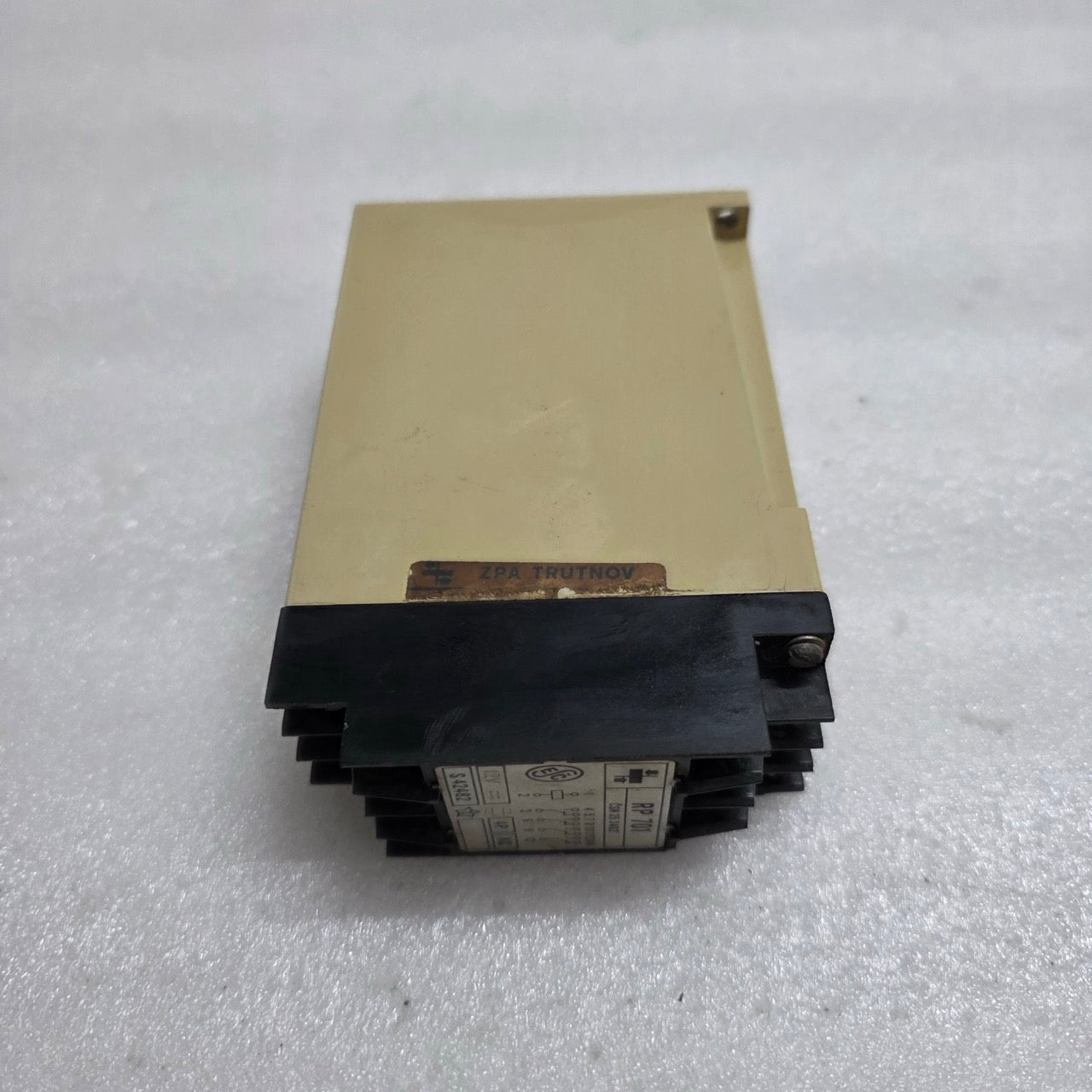 ZPA TRUTNOV RP 701 INDUSTRIAL CONTROL RELAY 12VDC