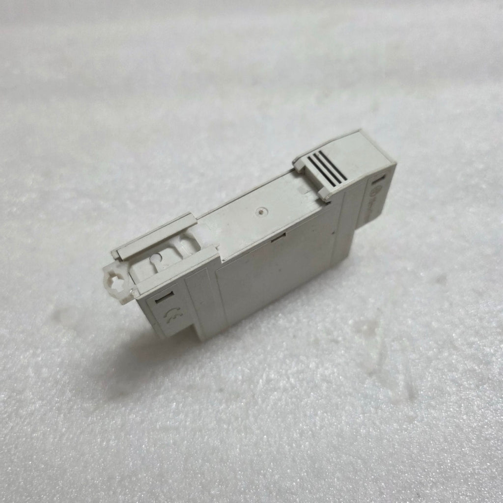 FINDER 7T.81.0.000.2403 PANEL THERMOSTAT
