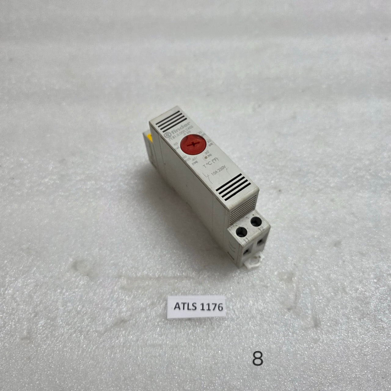 FINDER 7T.81.0.000.2403 PANEL THERMOSTAT