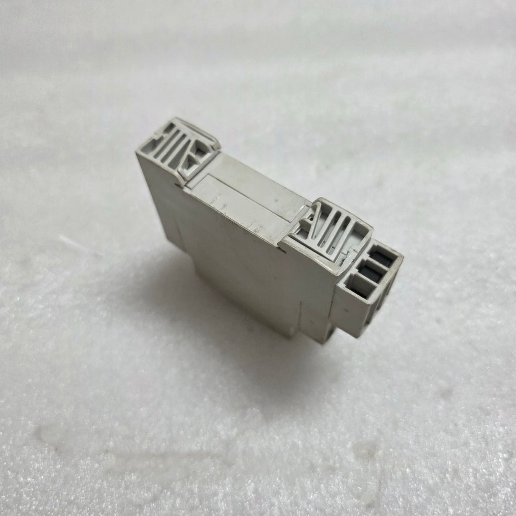 ABB CT-ERD.22 ON-DELAY TIME RELAY 1SVR500100R0100 24-240VAC/24-48VDC