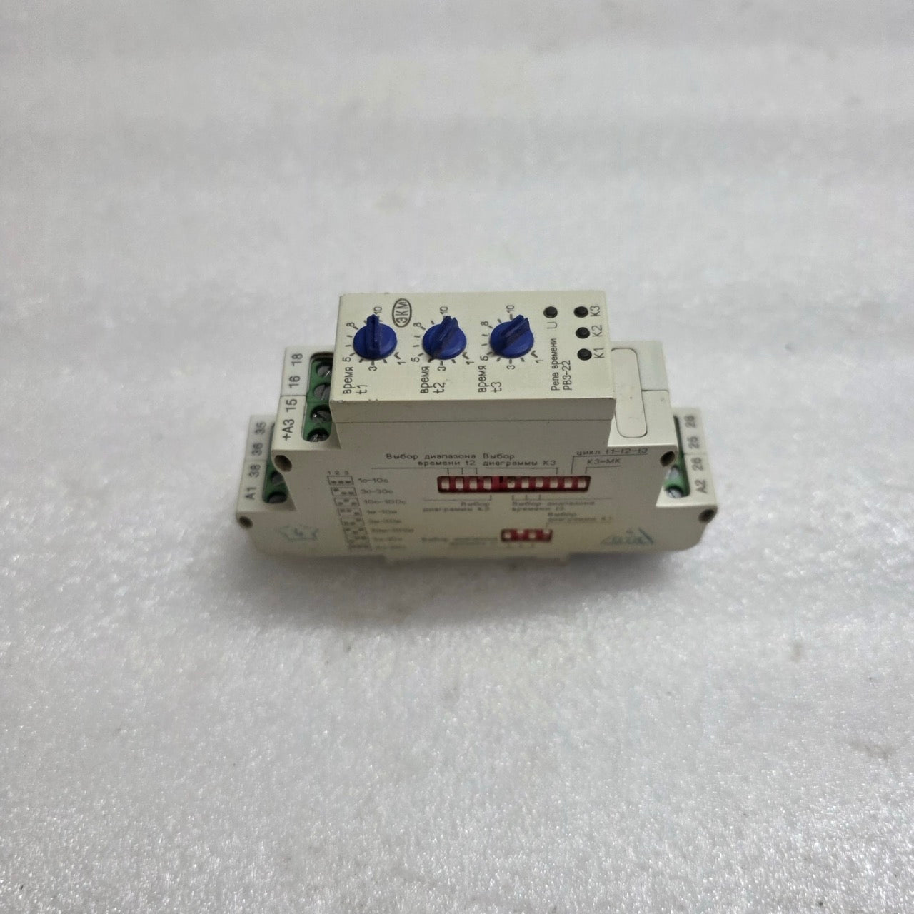 MEANDR PB3-22 TIME RELAY AC-DC 24V / AC230 V
