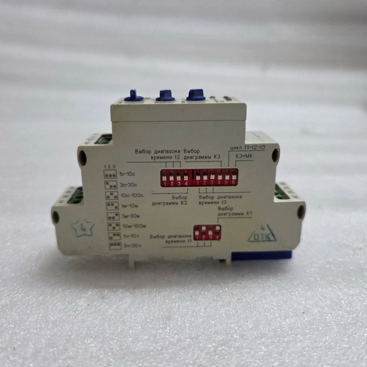 MEANDR PB3-22 TIME RELAY AC-DC 24V / AC230 V