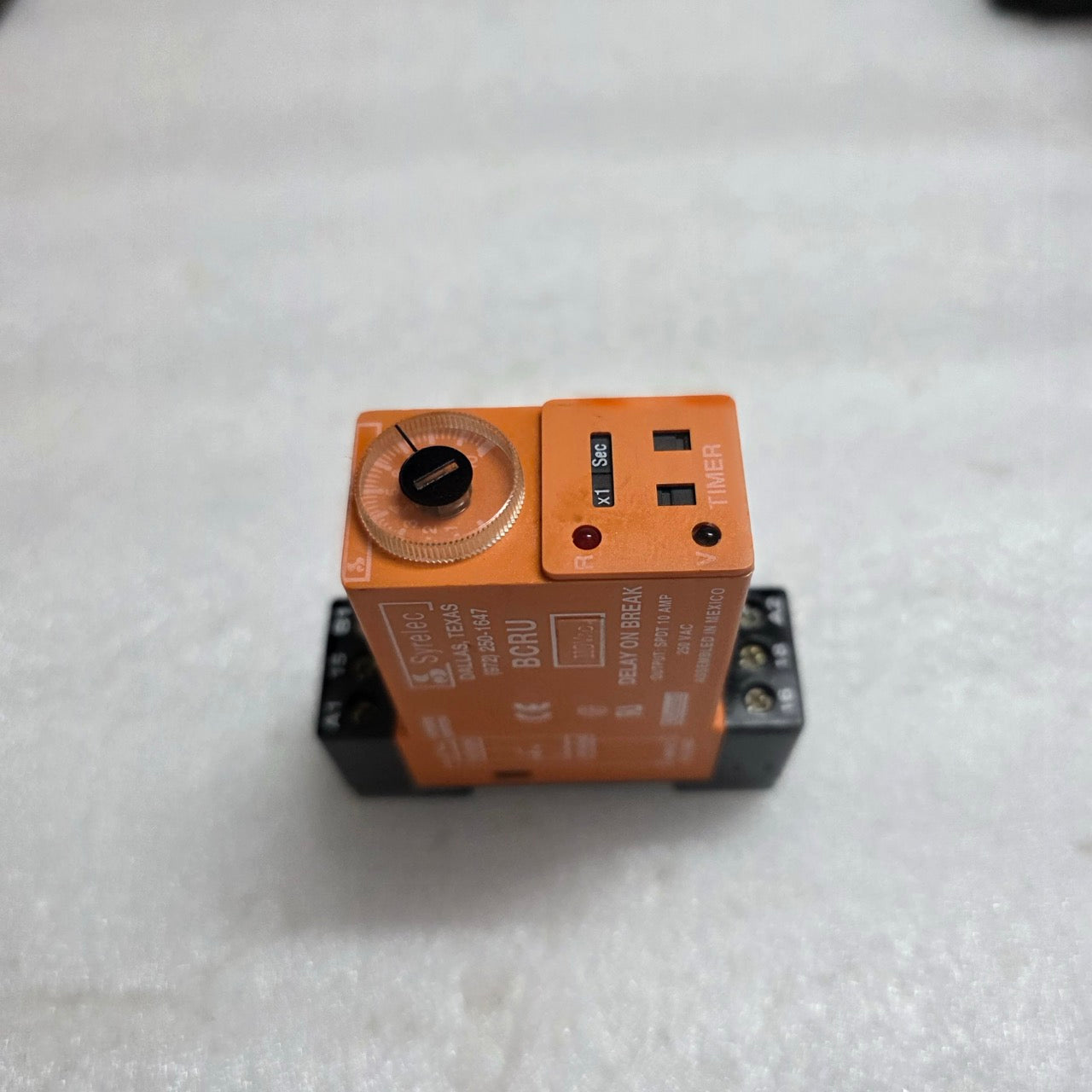SYRELEC BCRU DELAY ON BREAK TIME RELAY 110VAC