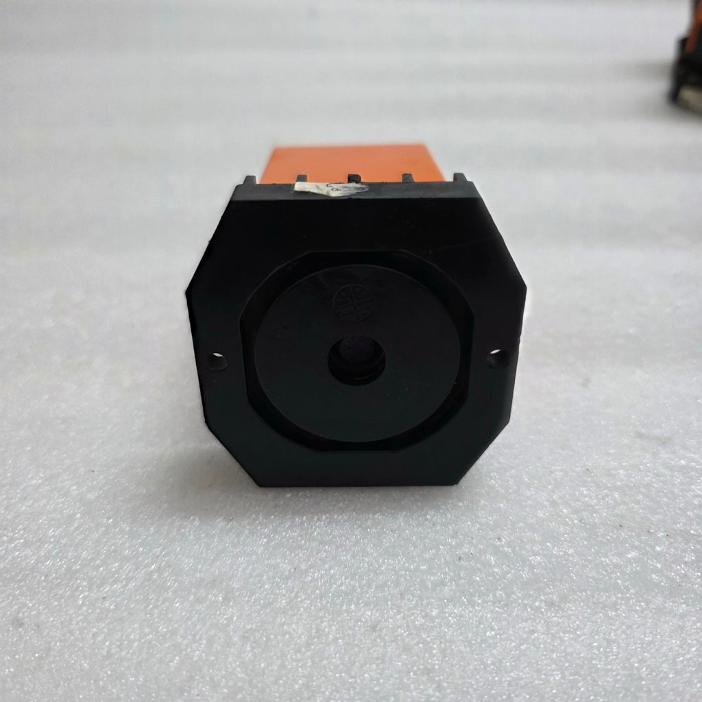 SYRELEC LIR.T CURRENT CONTROL RELAY 110V
