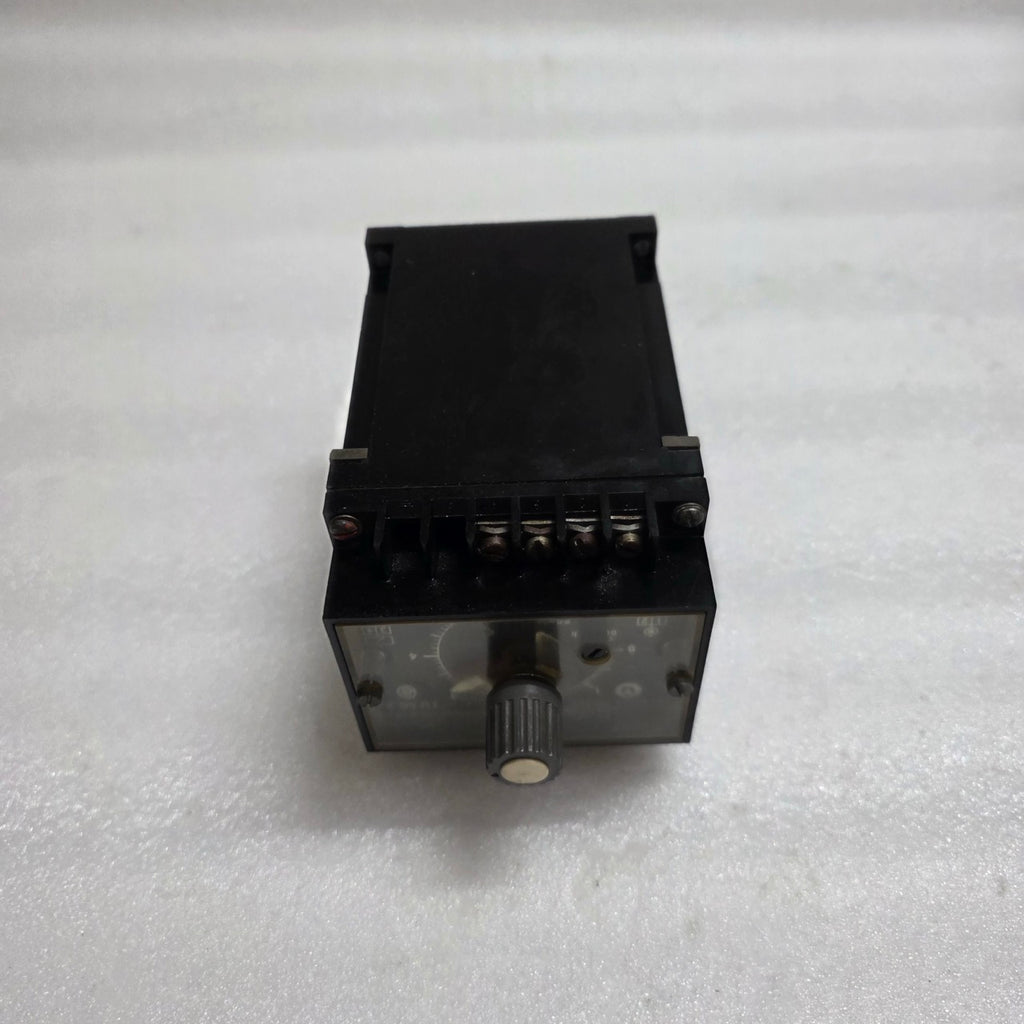 ZPA DUKLA PREŠOV TU 60.2 MECHANICAL TIME DELAY RELAY 220V