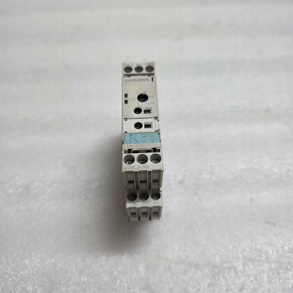SIEMENS 3RP1505-1BP30 MULTIFUNCTION ELECTRONIC TIME RELAY 24 VAC-DC/200–240 VAC