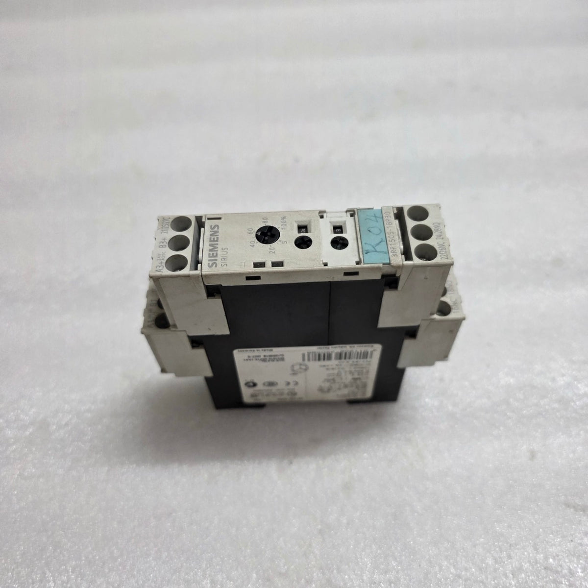 SIEMENS 3RP1505-1BP30 MULTIFUNCTION ELECTRONIC TIME RELAY 24 VAC-DC/200–240 VAC
