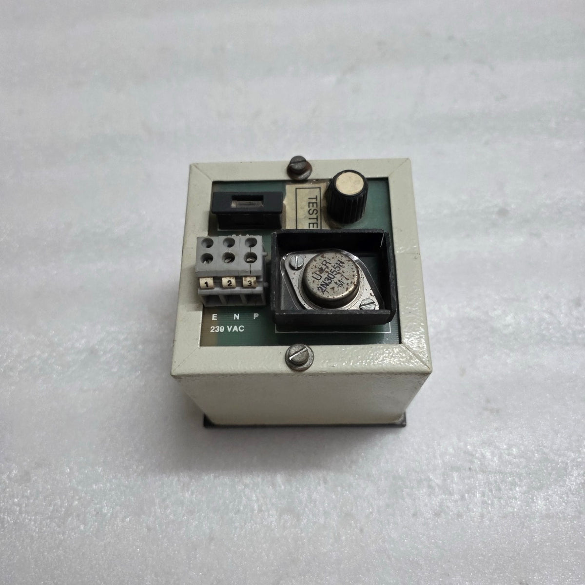 ELECTRONICS SYSTEMS & DEVICES (ESD)HOOTER 230VAC