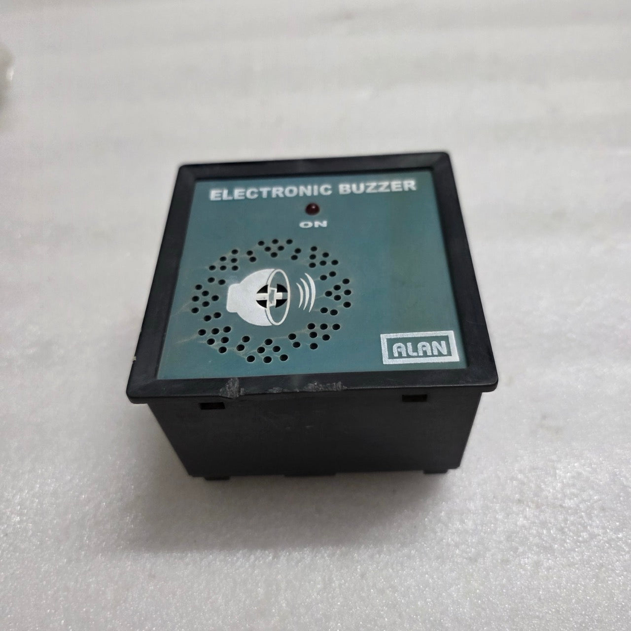 ALAN AUH-1122 ELECTRONIC HOOTER 80–140 V AC/DC OR 160–280 V AC/DC