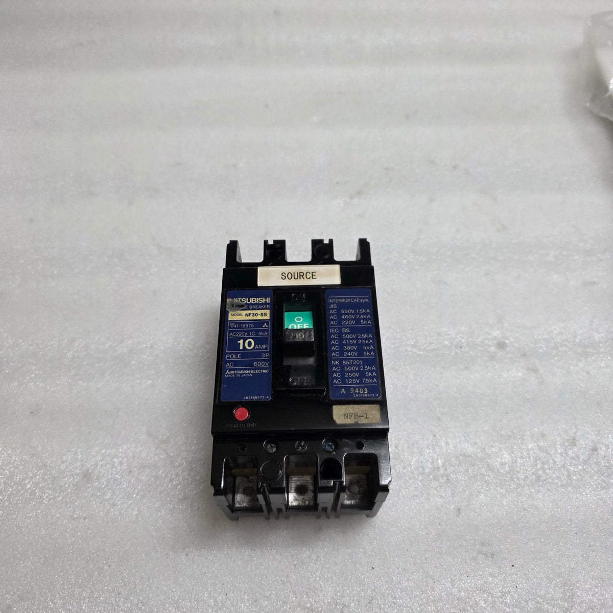 MITSUBISHI ELECTRIC NF30-SS 3-POLE CIRCUIT BREAKER 10A