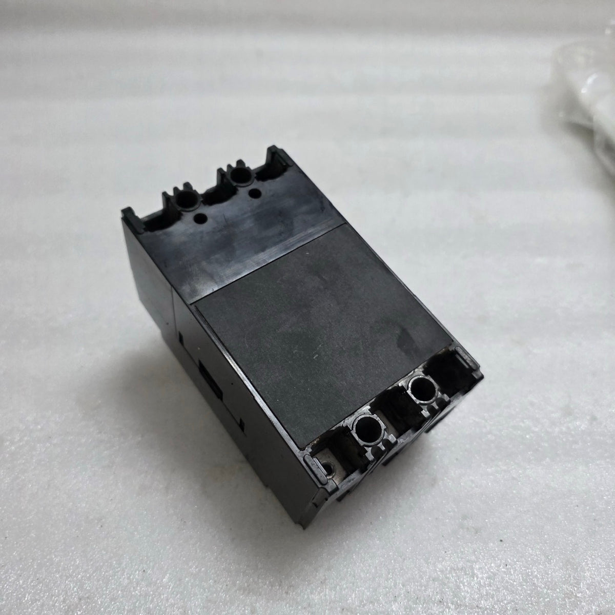 MITSUBISHI ELECTRIC NF30-SS 3-POLE CIRCUIT BREAKER 10A