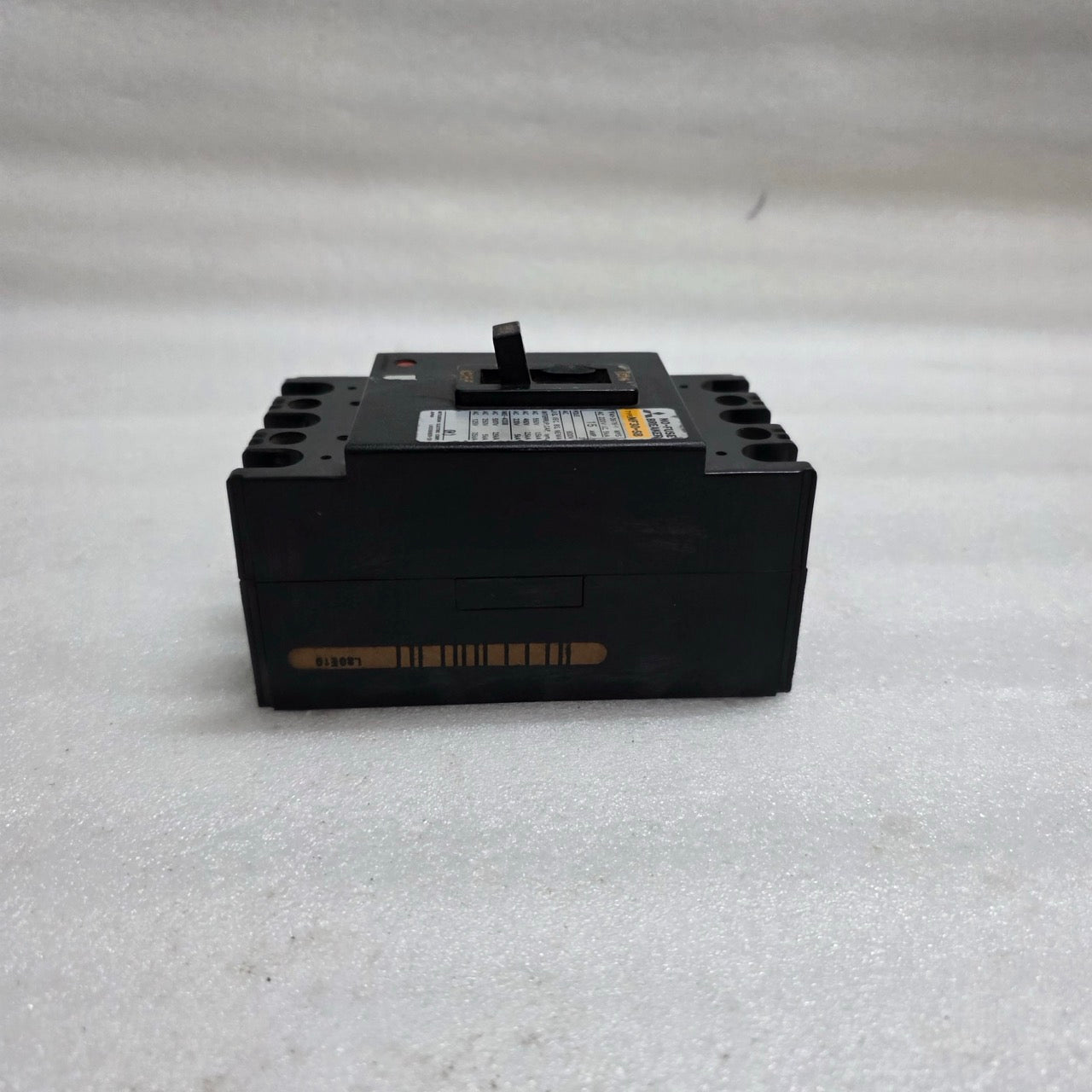 MITSUBISHI NF30-SB 3-POLE CIRCUIT BREAKER 15A