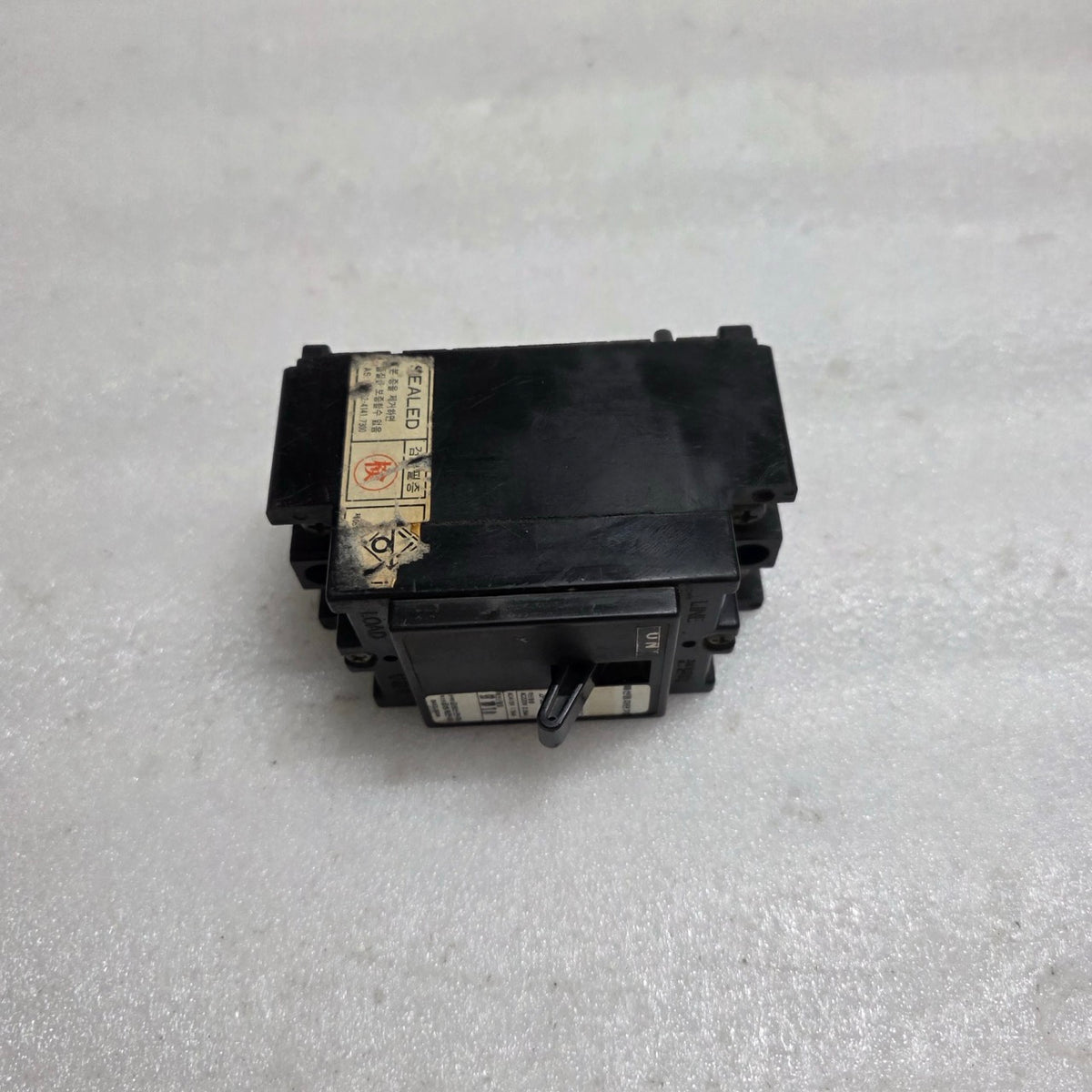 GOLDSTAR ABS 32C 2-POLE CIRCUIT BREAKER 10A 5-3-923