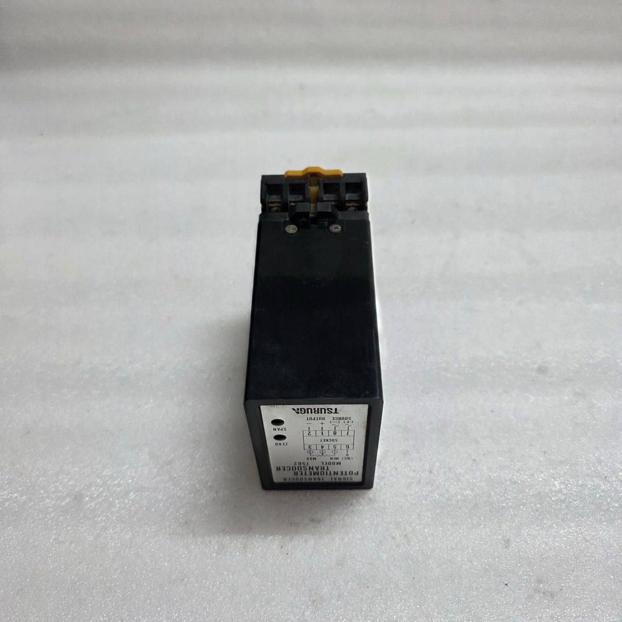 TSURUGA 7562-29-3 SIGNAL TRANSDUCER AC100/110V