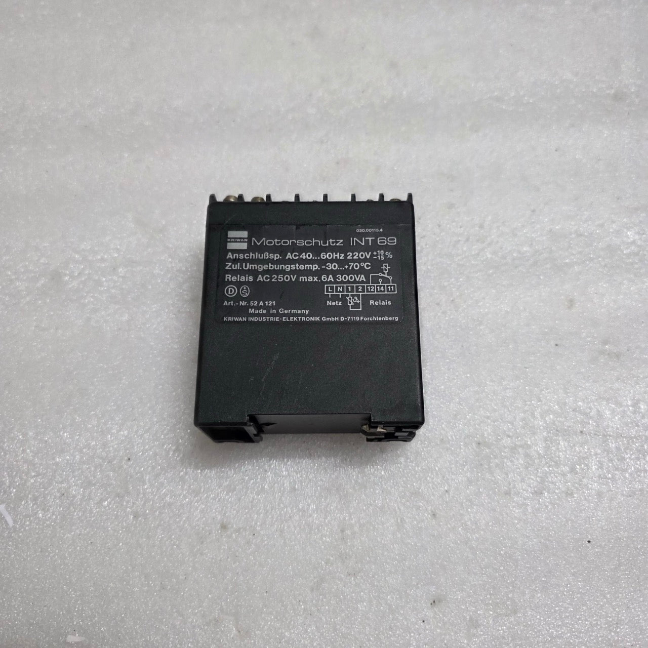 KRIWAN INT 69 MOTOR PROTECTION RELAY 030.00115.4 MOTORSCHUTZ 52 A 121