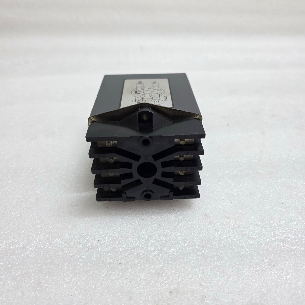 THE NIPPON AIR BRAKE TYPE A VOLTAGE SENSING RELAY / VOLTAGE MONITOR RELAY