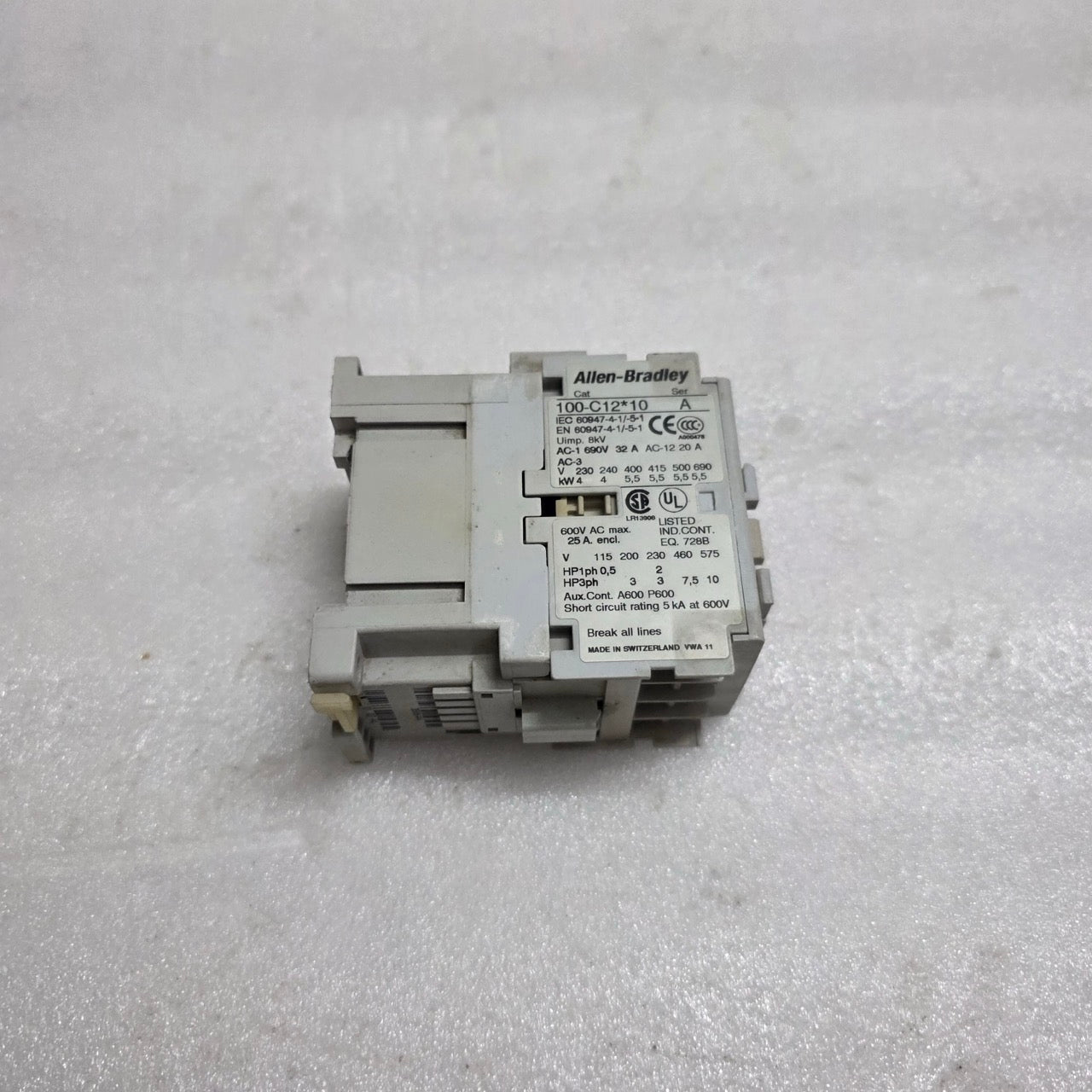 ALLEN-BRADLEY CAT 100-C12-10 SER A CONTACTOR COIL VOLTAGE 24V AC