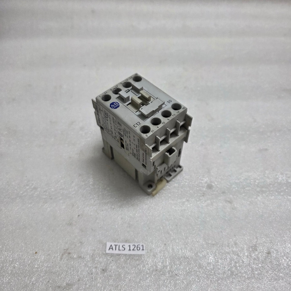 ALLEN-BRADLEY CAT 100-C12-10 SER A CONTACTOR COIL VOLTAGE 24V AC