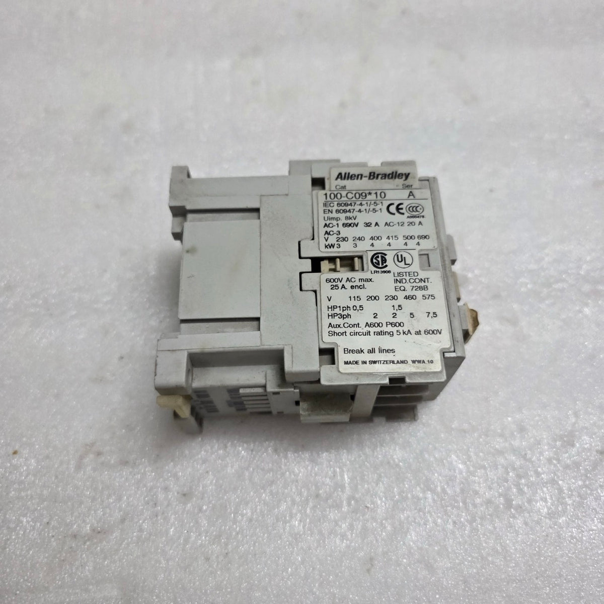 ALLEN-BRADLEY 100-C09-10 SER A CONTRACTOR COIL VOLTAGE 24V AC